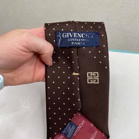 Vintage Givenchy Dark Brown & Tan Dots Large Logo Thick 100% Polyester Neck Tie - Picture 2 of 5